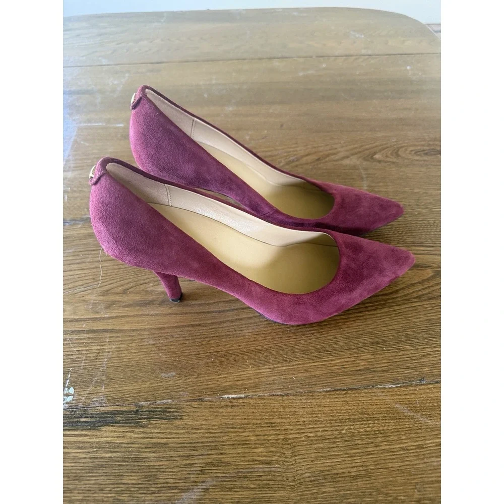 Michael Kors Burgundy Suede Pointed Toe Mid Heel Pumps Size 7.5M 2.5 Inch Heel